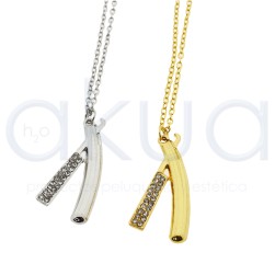 Collar con forma de Navaja